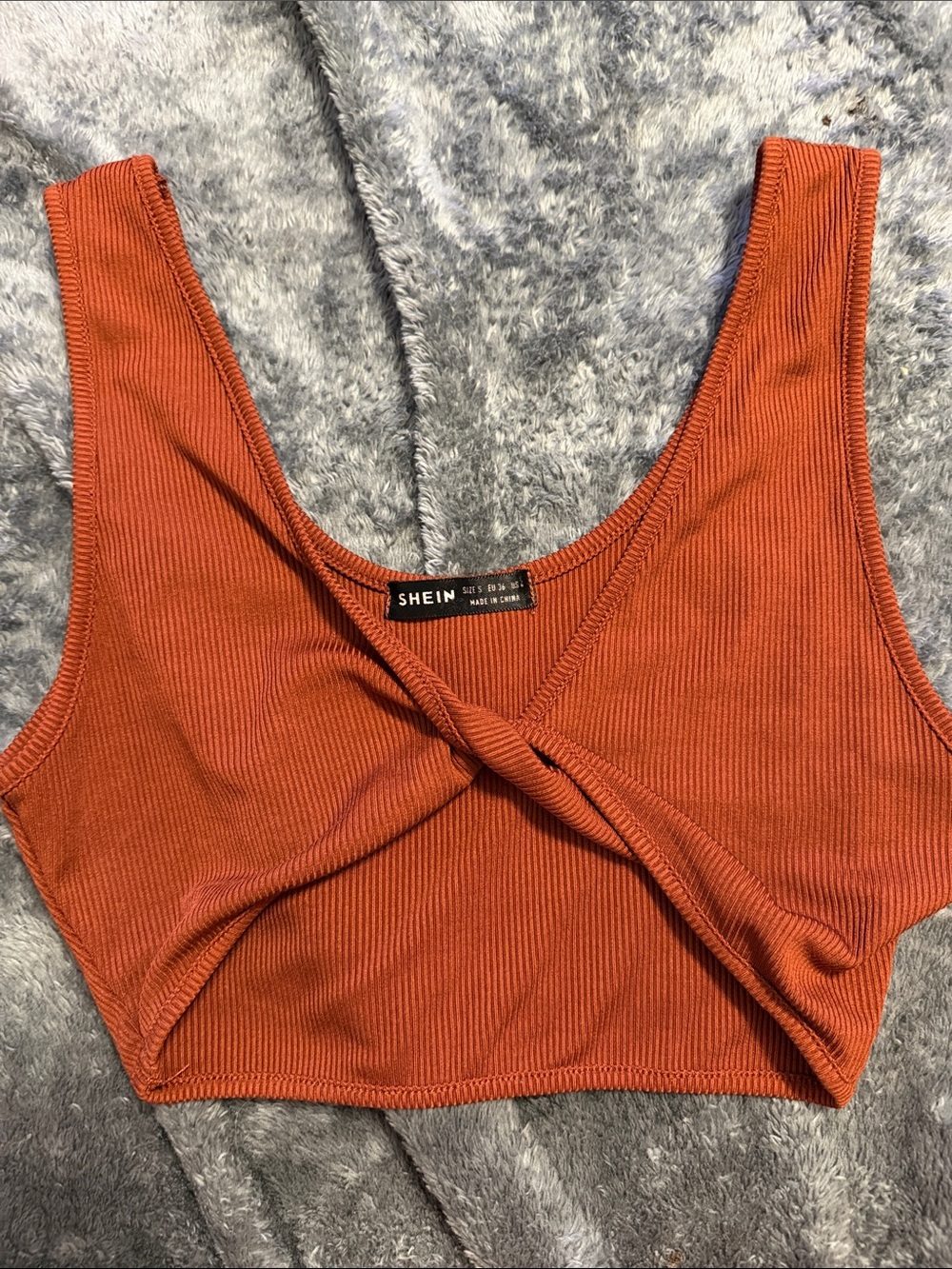 SHEIN Rust Twist-Front Ribbed Crop Tank